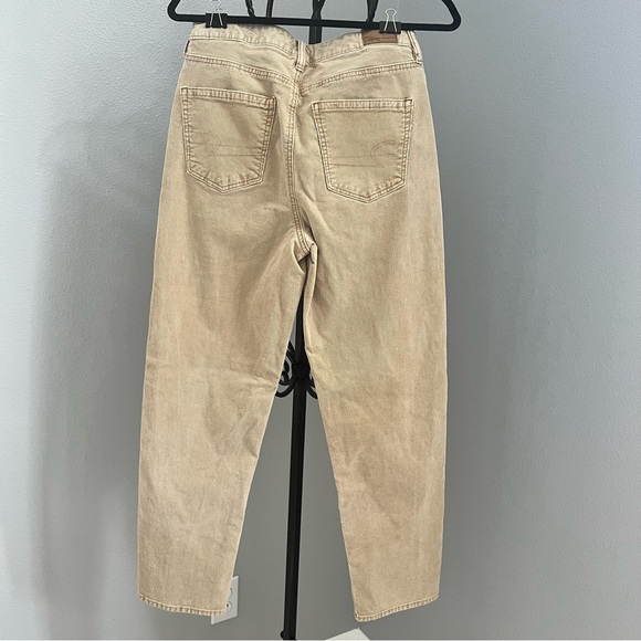 American Eagle Outfitters Women’s Beige Corduroy Straight Jeans - Picture 3 of 8